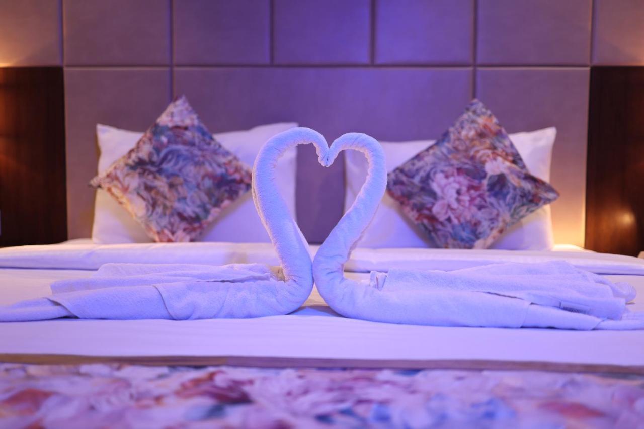 Pride Hotel Bhopál Kültér fotó